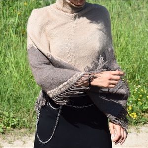 Alpaca poncho